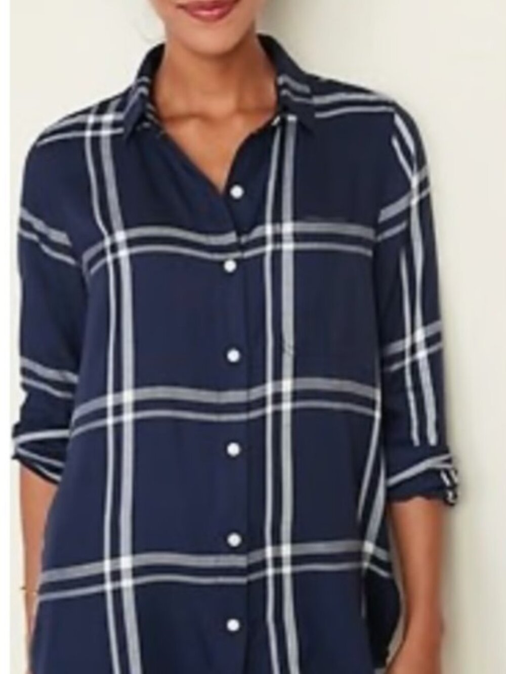 Old Navy – Classic Fit Plaid Long Sleeve Button Down Shirt – Large